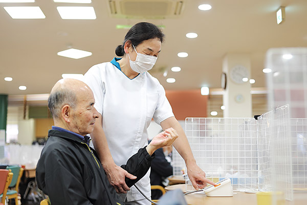 通所リハビリセンター（デイケア）とは